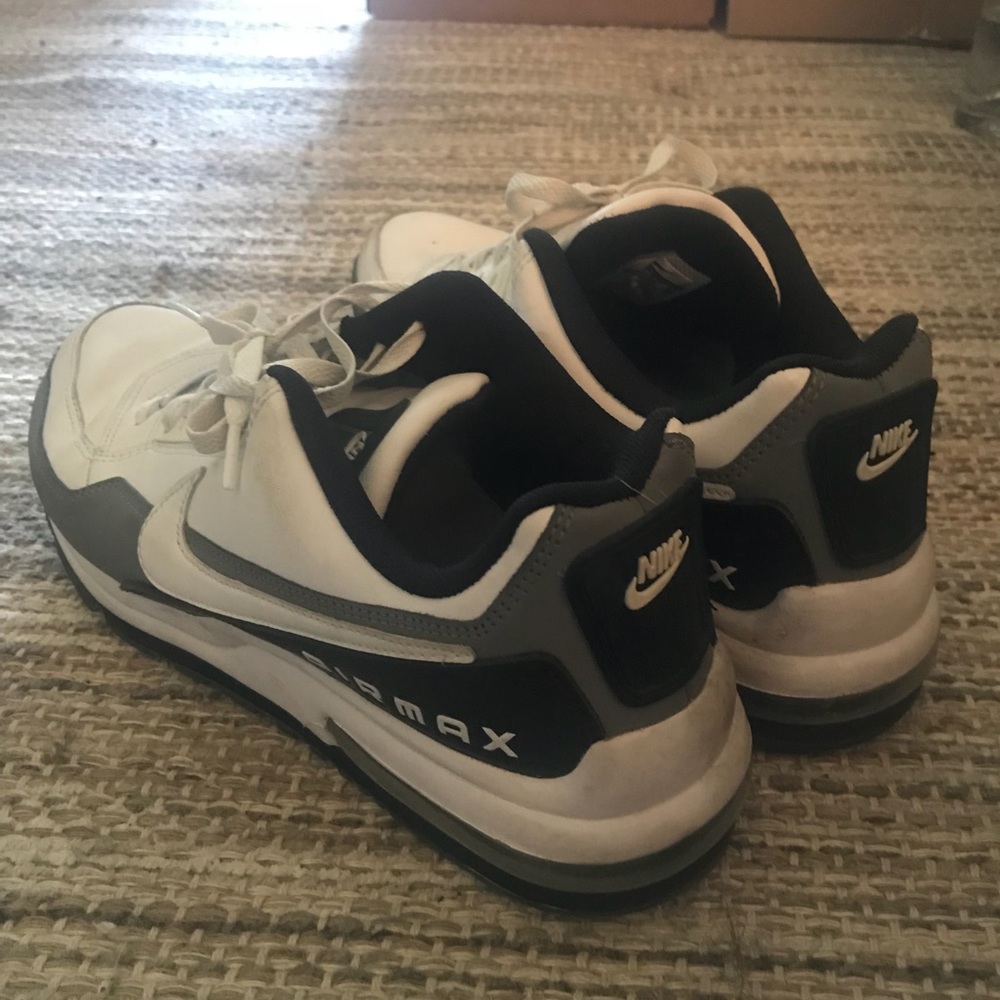 Nike air max